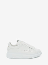Women's Oversized Sneaker in White/black - SpinServe