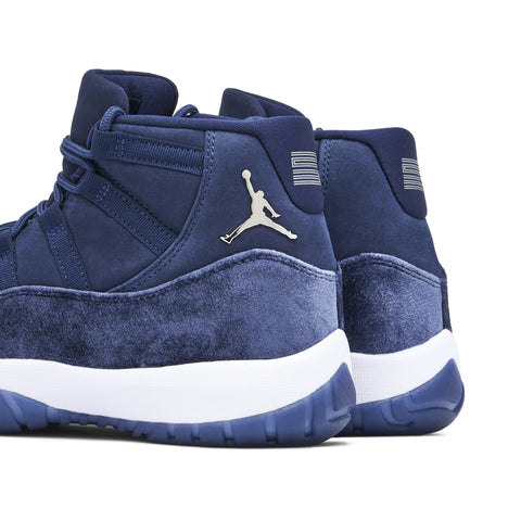 AIR JORDAN 11 VELVET MIDNIGHT NAVY WOMENS