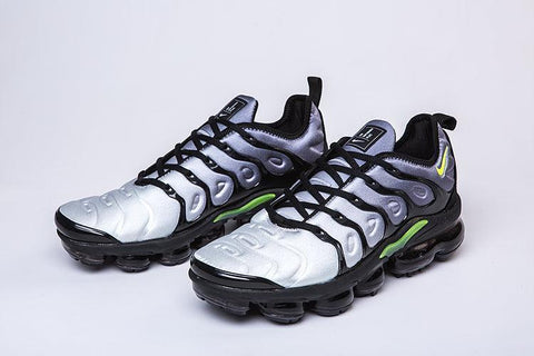 Nike Air VaporMax Plus 'Black Volt' - Banlieue91