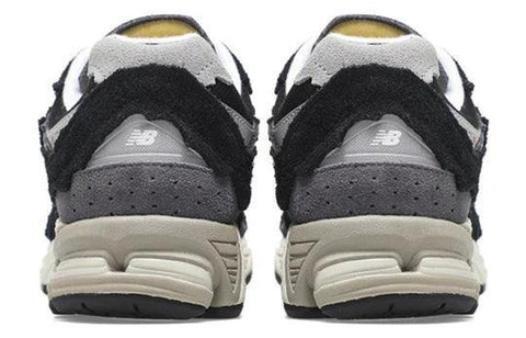New Balance 2002R Protection Pack Black - Banlieue91