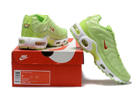 Nike Air Max Plus 'Barely Volt' - Banlieue91