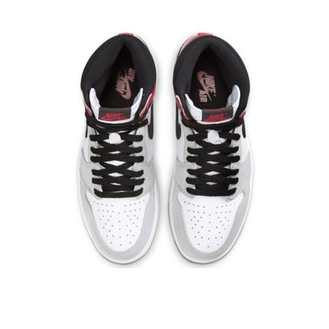 Air Jordan 1 Retro High 'Light Smoke Grey' - Banlieue91