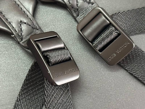 Louis Vuitton Discovery Backpack - Banlieue91