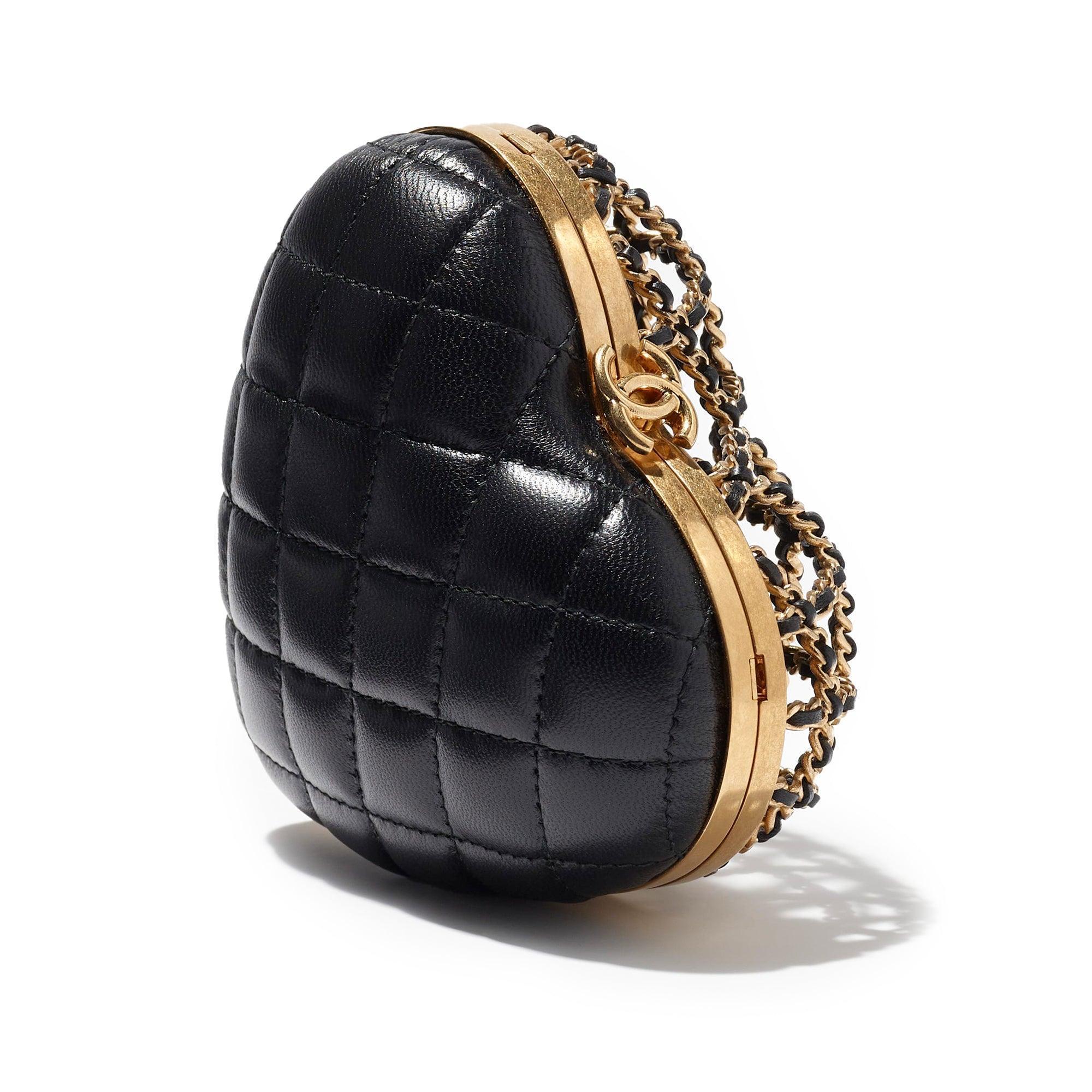 Chanel 2023 CC Heart Minaudiere Bag - Banlieue91