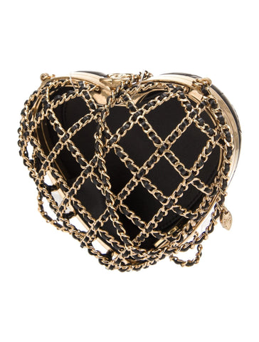 Chanel 2023 CC Heart Minaudiere Bag - Banlieue91