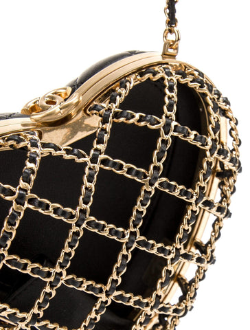 Chanel 2023 CC Heart Minaudiere Bag - Banlieue91