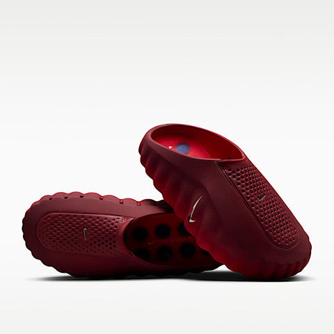 Nike Mind 001
Men's Pregame Mules
Team Red/University Red/Midnight