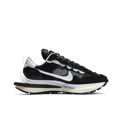 Nike Sacai X VaporWaffle 'Black White' - Banlieue91