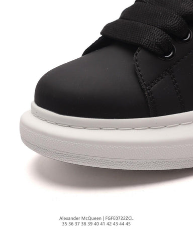 Alexander McQueen Sneakers 'Black/White' - Banlieue91