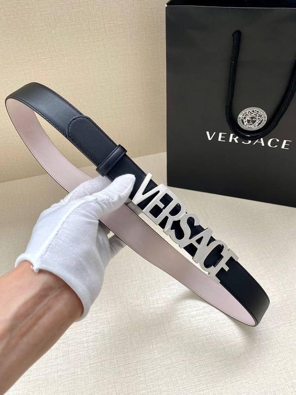 Versace Women's Leather Logo Decorated Buckle Belt - Banlieue91