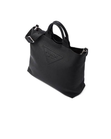 Prada logo-embossed leather tote bag - Banlieue91