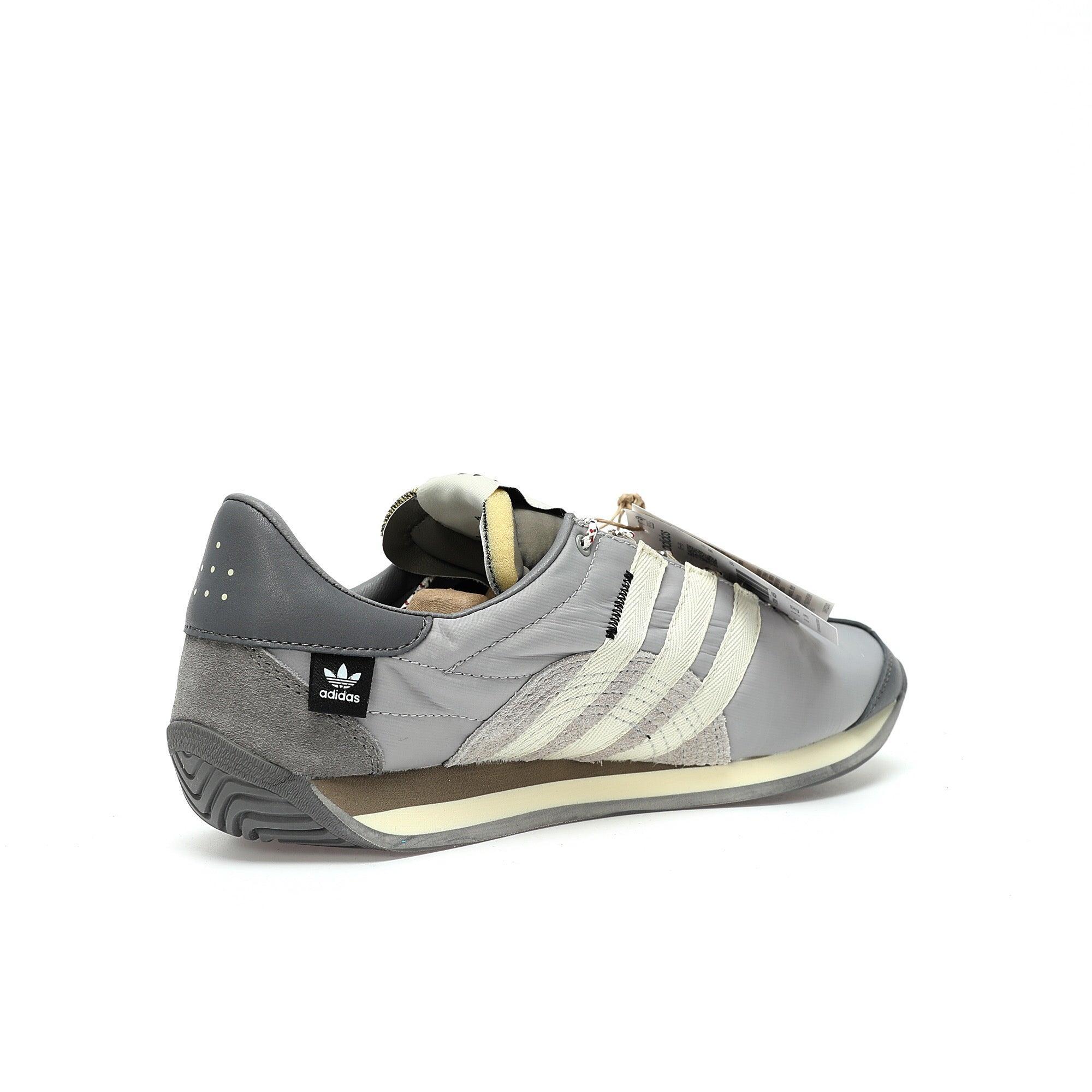 Song for the Mute x Adidas Country OG 'Grey Black' - Banlieue91