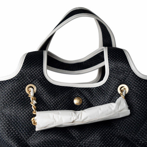 CHANEL 23M Coco Maxi Beach Shopping Tote Black Quilted - Banlieue91