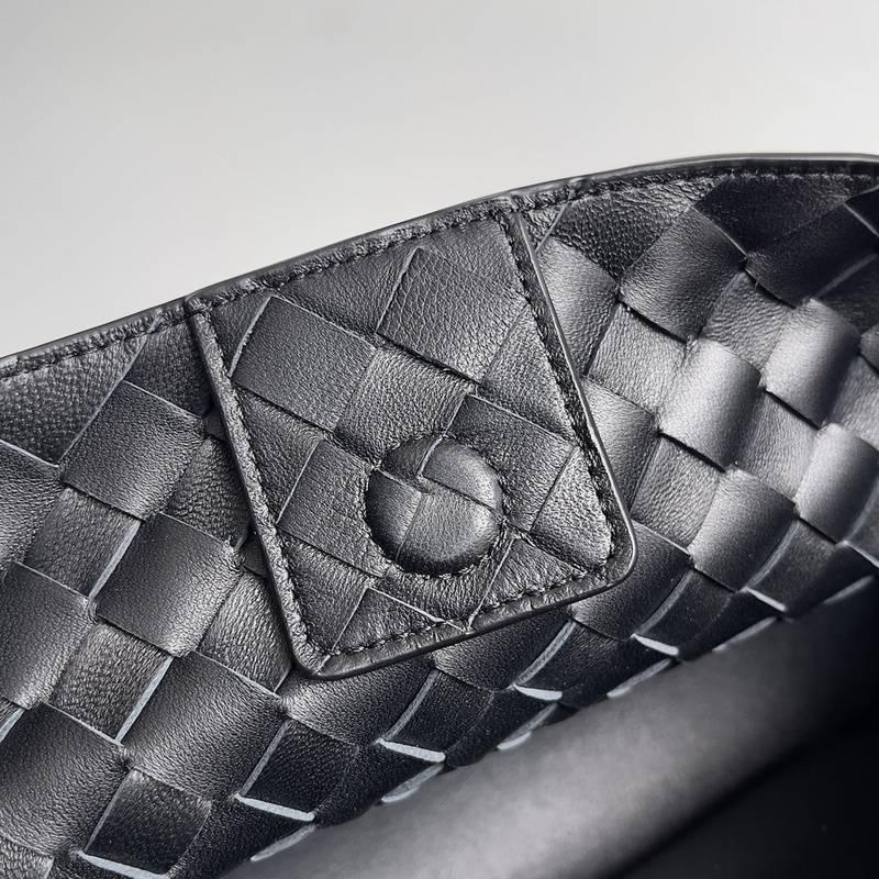 Bottega Veneta Bottega Veneta Andiamo East/West Small Tote Bag - Banlieue91