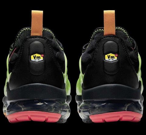 Nike Air VaporMax Plus 'Black Electric Green' - Banlieue91