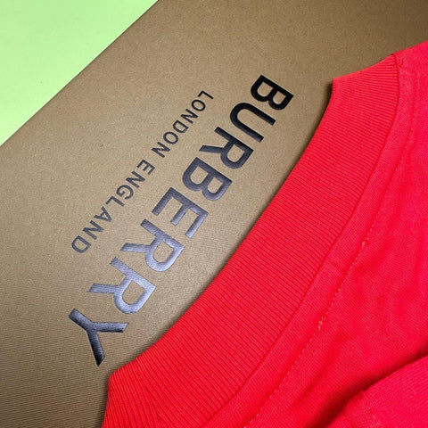 Burberry Red T-Shirt Without Collar - Banlieue91