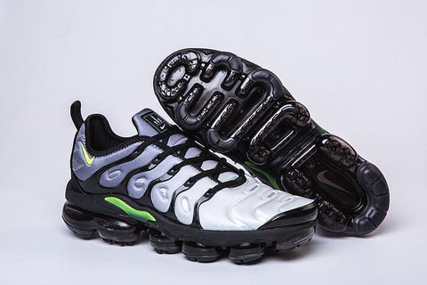 Nike Air VaporMax Plus 'Black Volt' - Banlieue91